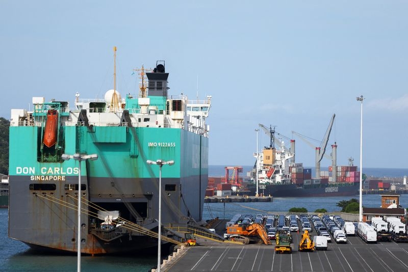 British exports to US suffer record hit from Trump tariffs