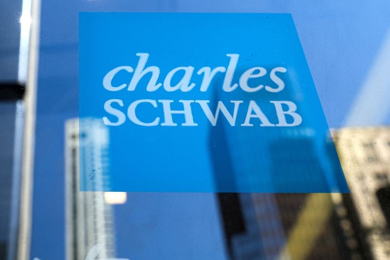 Charles Schwab profit surges on trading boom, asset growth