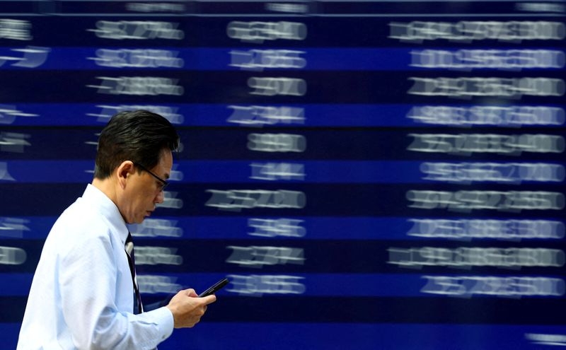 Trading Day: Japan's long bond warning
