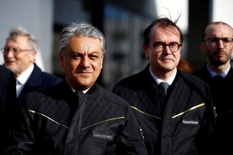 What are the main issues facing new Renault CEO Provost?