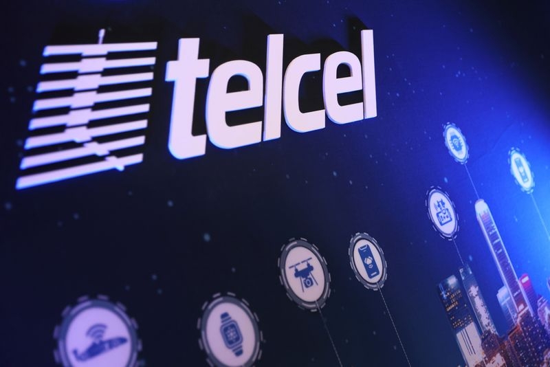 Mexican telecoms regulator fines Telcel $93 million for monopolistic practices