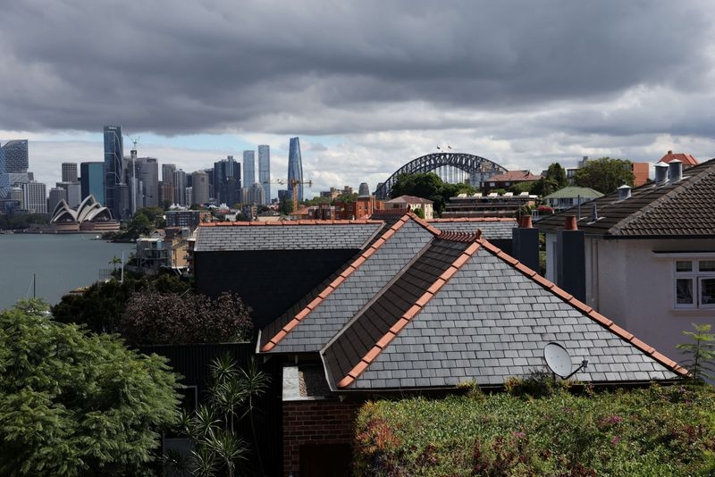 Australian household spending rises meagre 0.1% in April