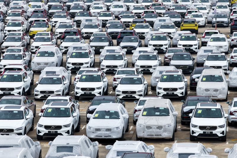 At least eight Chinese automakers pledge to pay suppliers within 60 days