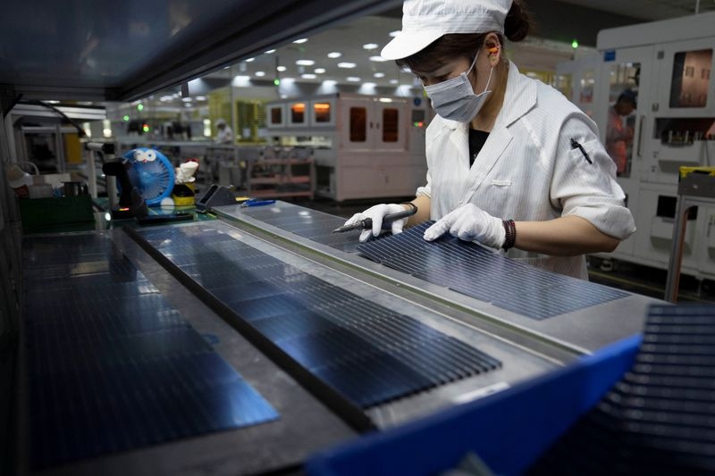 Exclusive-Top China polysilicon firms plan to shut a third of production capacity, set OPEC-style output quotas, GCL says