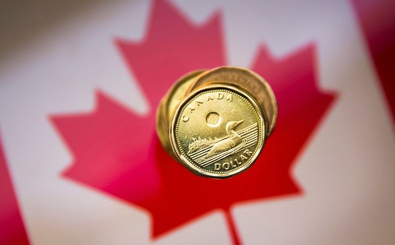 Canadian dollar claws back some losses but lags G10 peers