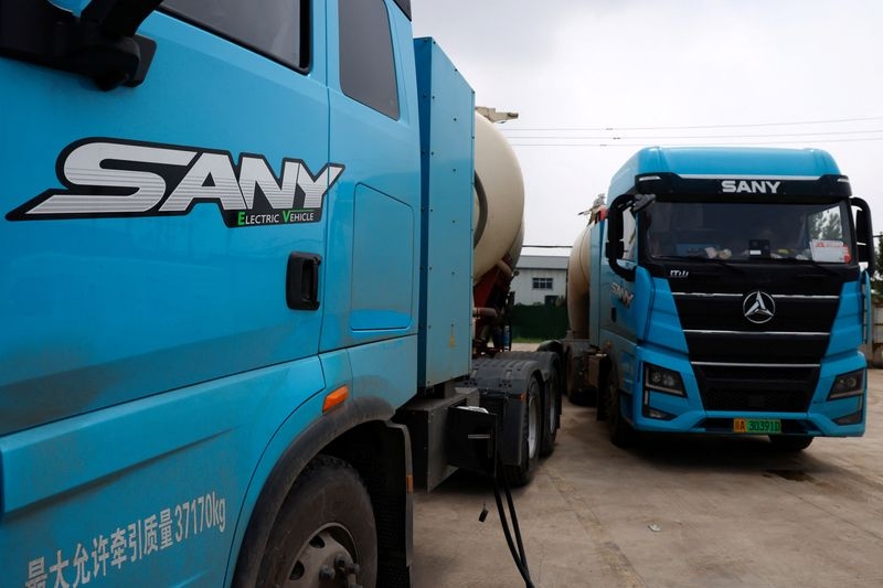 Analysis-Soaring electric truck sales deal new blow to diesel use in China