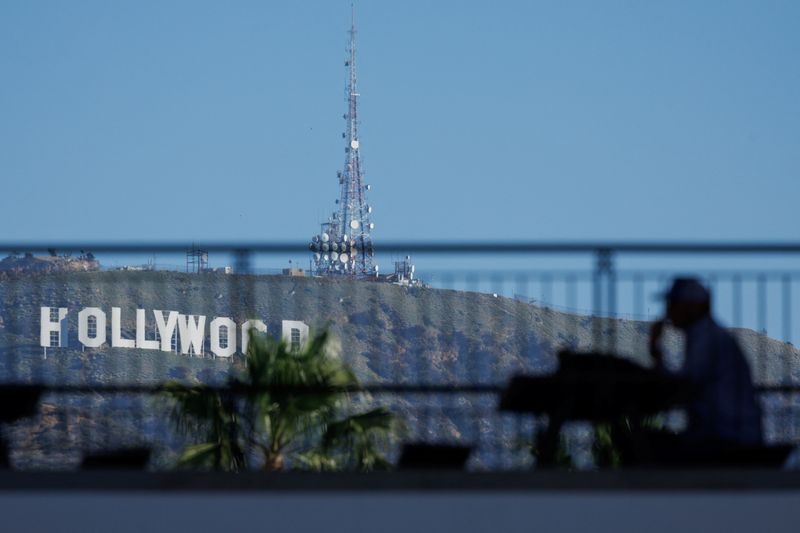 Hundreds rally to bring film and TV production back to Hollywood