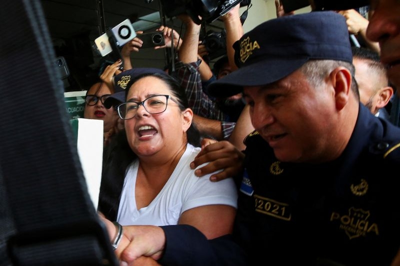 El Salvador judge orders detention of prominent lawyer Ruth Lopez