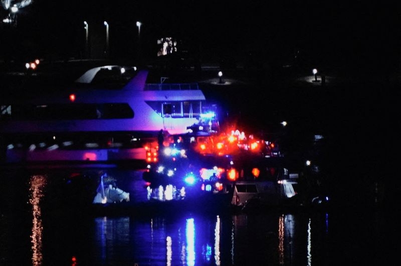 Air traffic controller audio captures moments before and after Washington plane crash