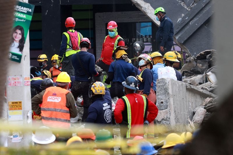 Death toll in Dominican Republic nightclub collapse rises to 124 as search for survivors grows bleaker