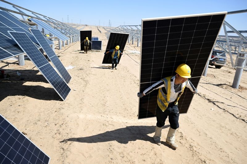 China's solar giants quietly shed a third of their workforces last year