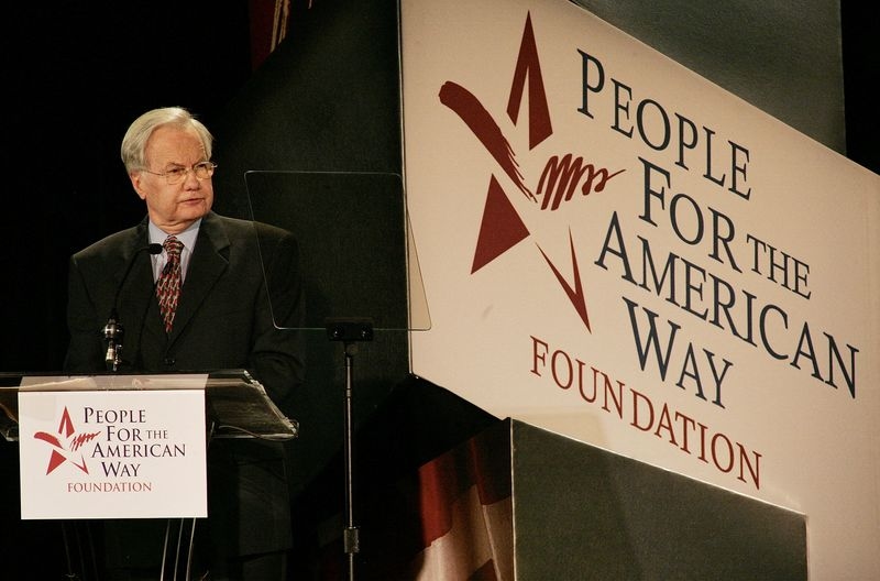 Bill Moyers, broadcaster and LBJ's White House press secretary, dies at 91