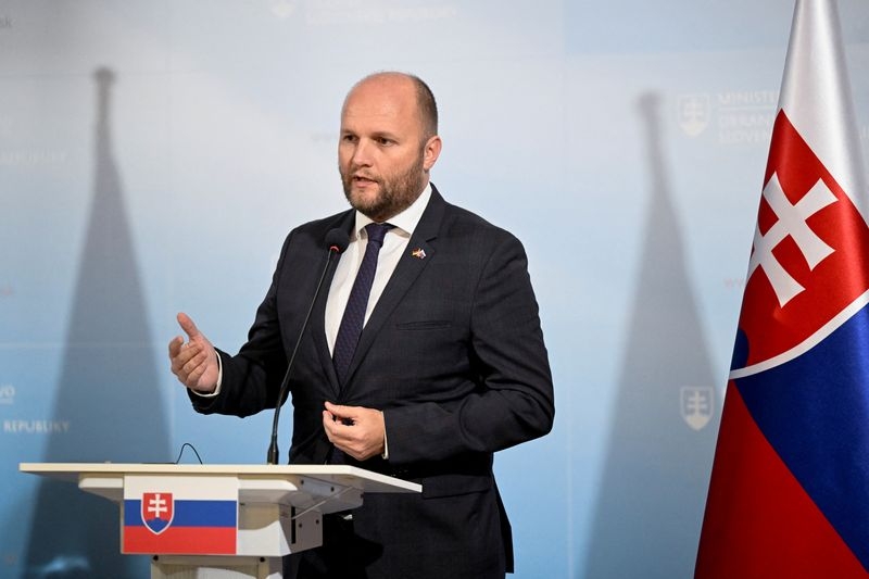Slovak police seek former defence minister over Ukraine aid, media report