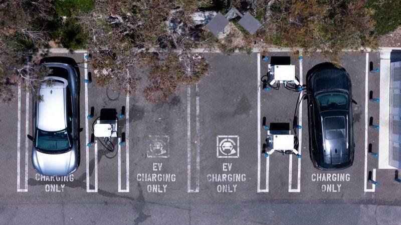 Trump to sign resolutions nixing California's EV rules, sources