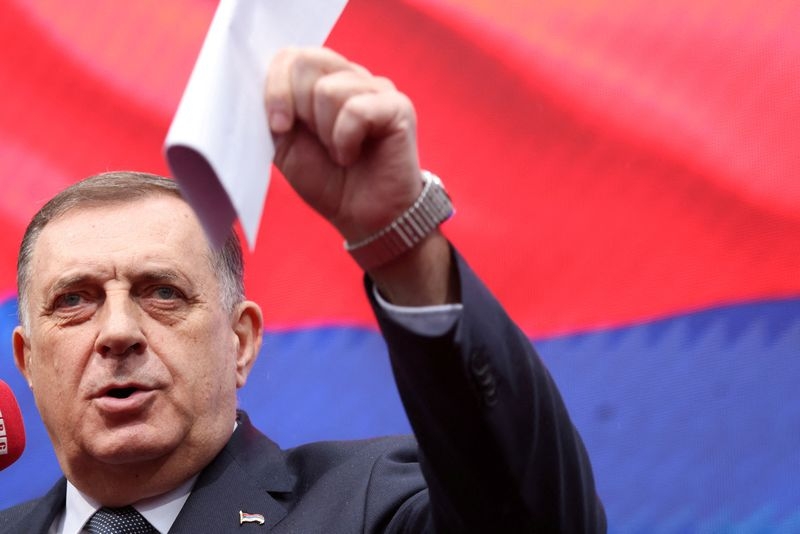 Bosnian prosecutors order arrest of Bosnian Serb leader Dodik