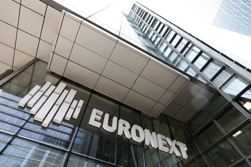 Exclusive-Deutsche Boerse, Euronext step up battle against IPO flight to US