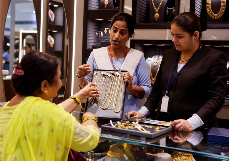Gold hits over one-week low after US court blocks Trump's tariffs