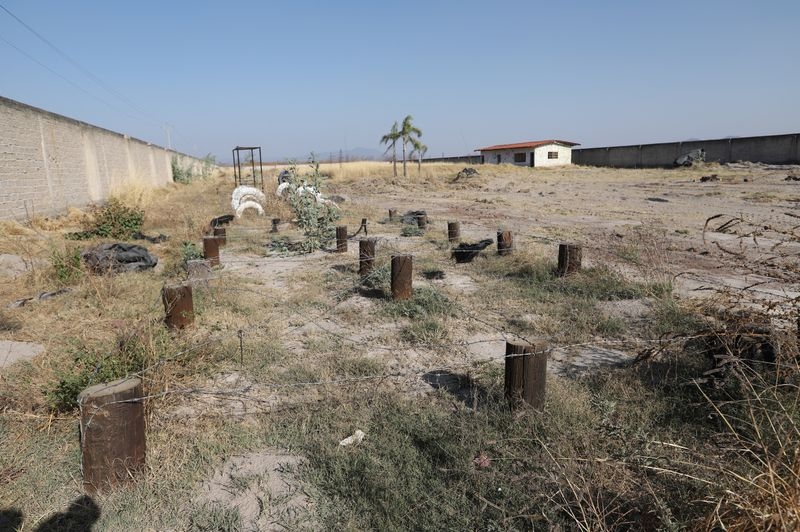 Mexicans hope uncovered mass grave sheds light on missing relatives