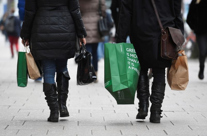 German retail sales fall unexpectedly in April