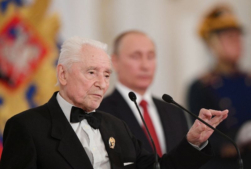Russian ballet master Yuri Grigorovich dies at 98