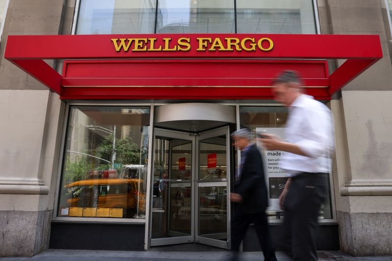 S&P Global 'positive' on Wells Fargo as regulatory burden lifts