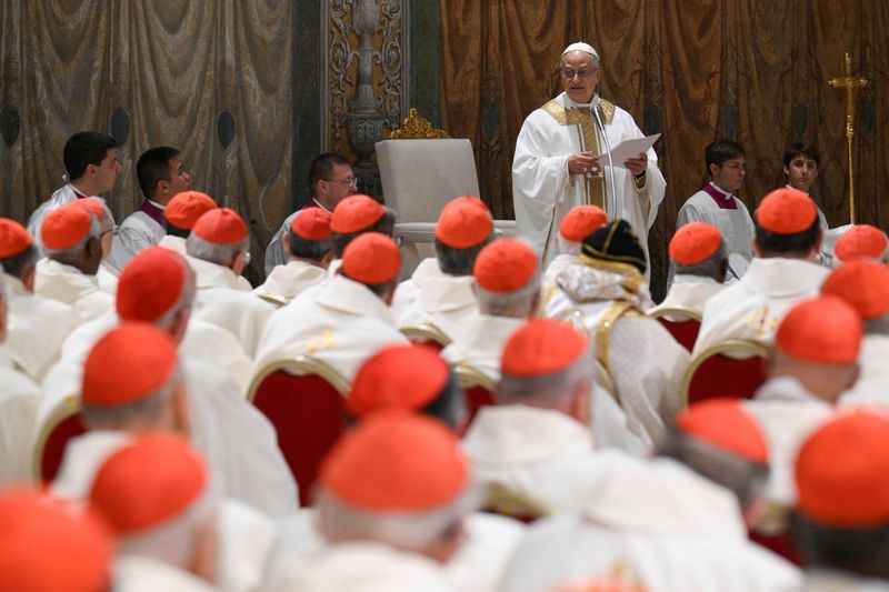 Pope Leo temporarily confirms Vatican heads in current roles