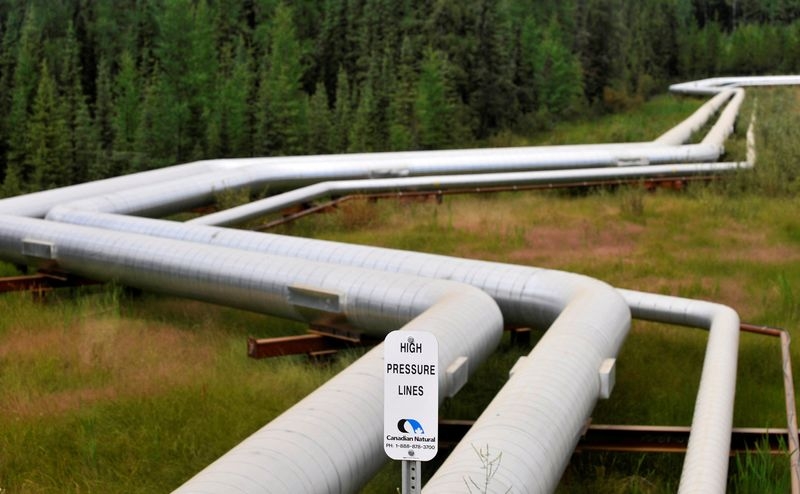 LNG exporter Cheniere enters natural gas deal with Canadian Natural Resources