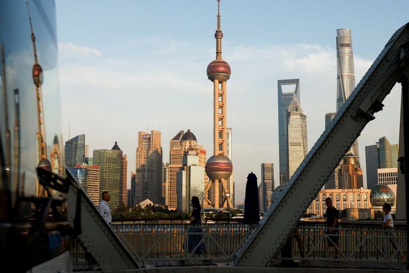 China expected to keep lending rates steady, focus turns to Politburo meet