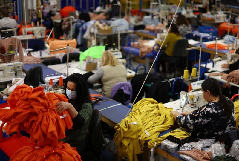 UK factories suffer bigger drop in orders during June, CBI says