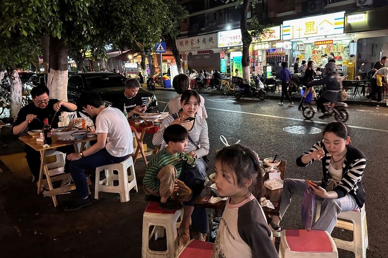 China's Sichuan province to offer extended marriage and maternity leave
