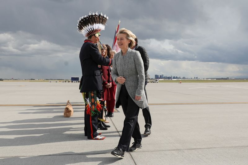 G7 needs to raise pressure on Russia, von der Leyen says