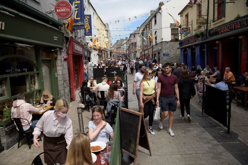 Irish service sector growth slows markedly in June, PMI shows