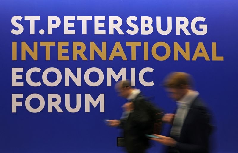Russia's flagship economic forum offers scant hope of foreign investment revival
