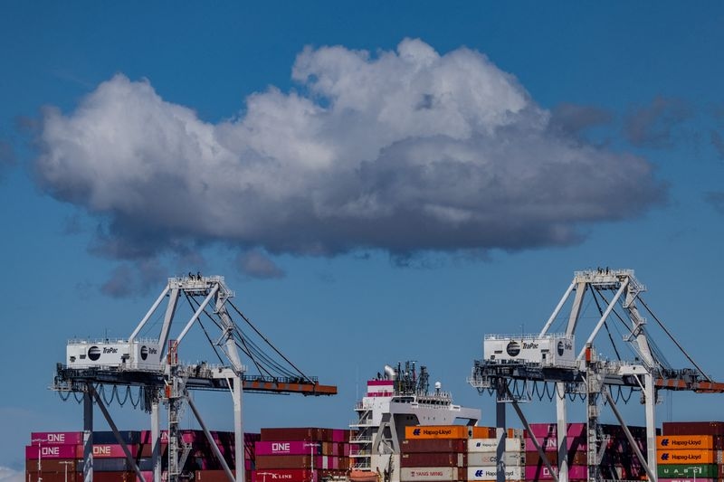 Trump signs order to end de minimis exemption for global commercial shipments