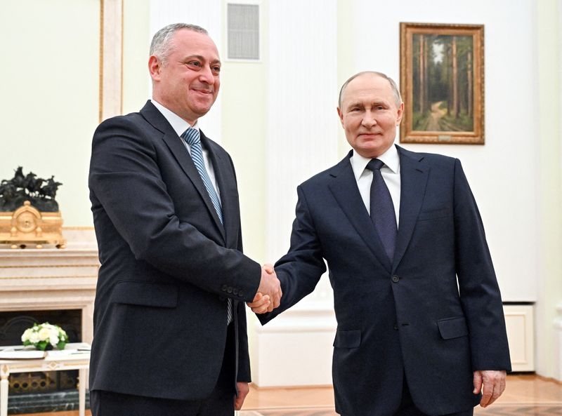 Putin promises continued electricity supplies in meeting with breakaway Abkhazia's leader