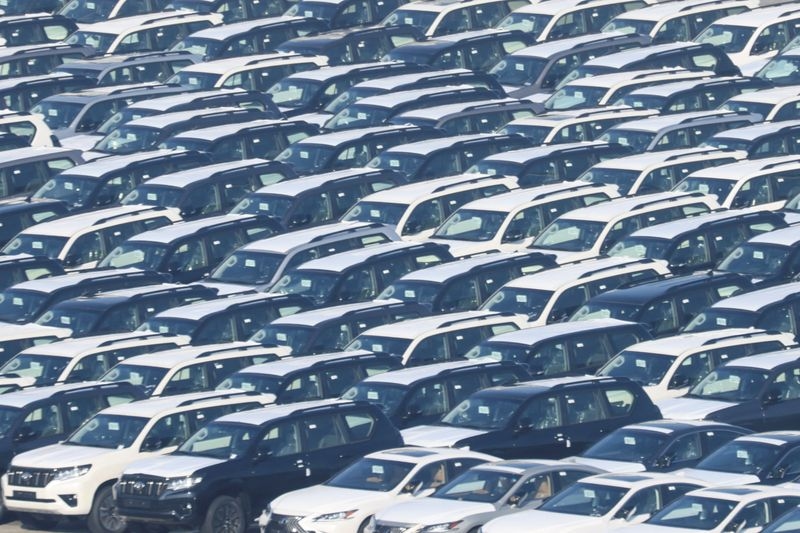 Trump order lowering tariffs on EU autos still days away, source says