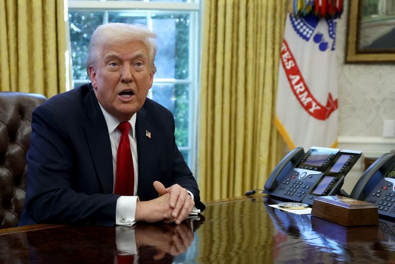 Trump signs order aiming to eliminate 'anti-American ideology' from Smithsonian institutions