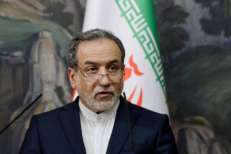 Iran minister says Oman presented elements of a U.S. proposal for nuclear deal