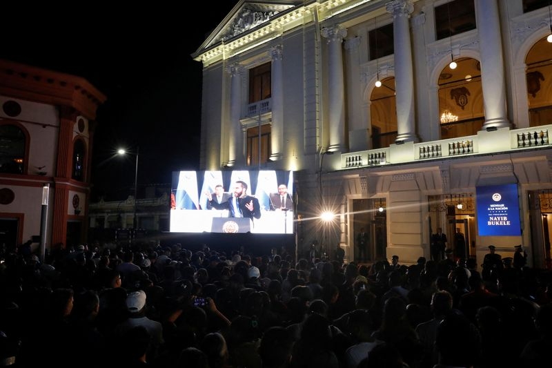 Top Salvadoran ex-military officers sentenced for wartime killing of Dutch journalists
