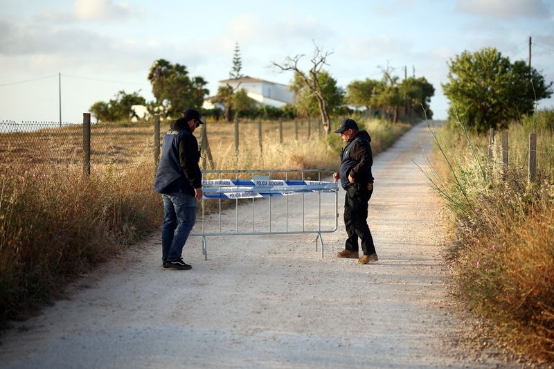 Police combing 'vast' area of Portugal's Algarve in Madeleine McCann case