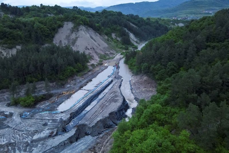 Heavy floods threaten Romania's Praid salt mine, a tourism magnet