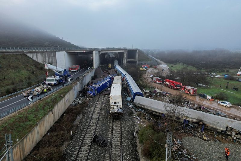 Greek minister faces probe into handling of deadly train crash after violent protests