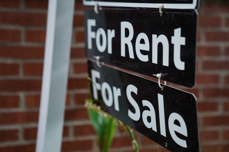 US single-family housing starts, permits decline in June
