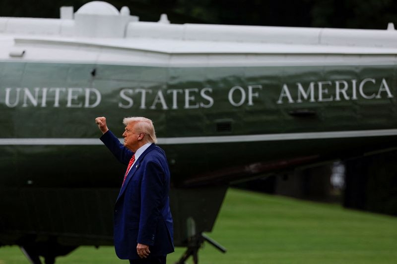 Trump defeats Democrats' lawsuit over election commission independence