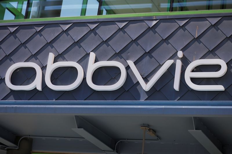 AbbVie's migraine drug meets main goal in head-to-head study with topiramate