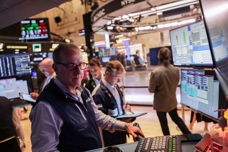 Wall Street futures slip after Trump's steel, aluminum tariff threats