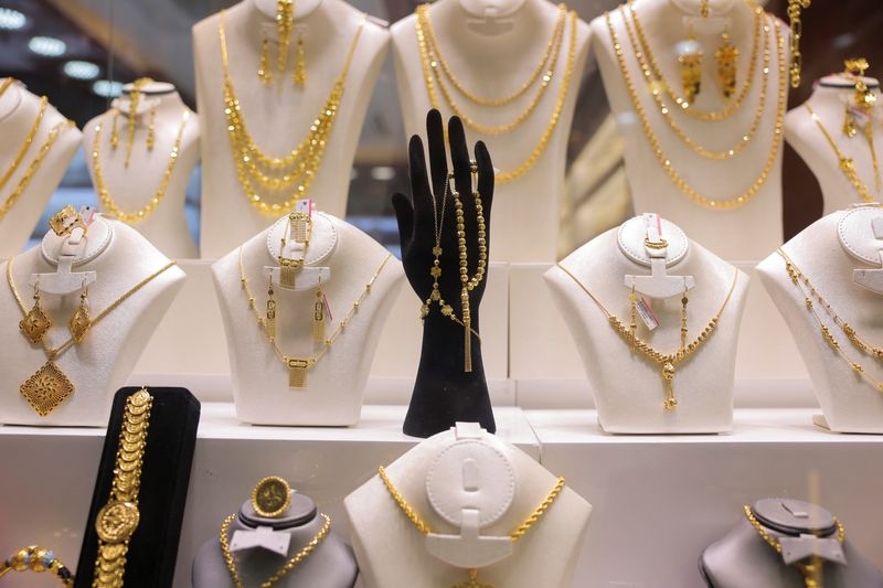 Gold prices climb as tariff jitters lift safe-haven demand