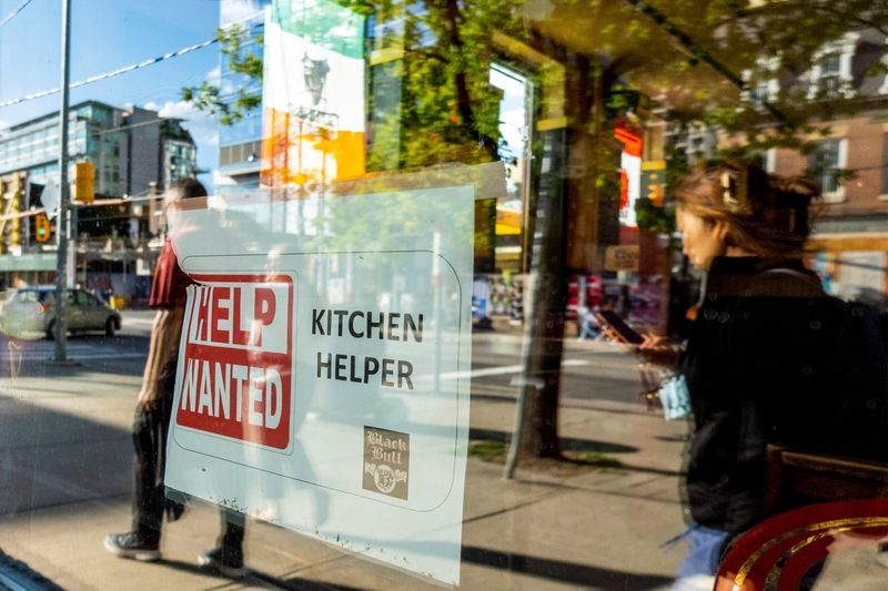 Canada's unemployment rate in May at almost nine-year high outside of COVID years