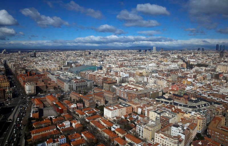 Spain's economy outperforms euro zone in 2024 with 3.2% growth