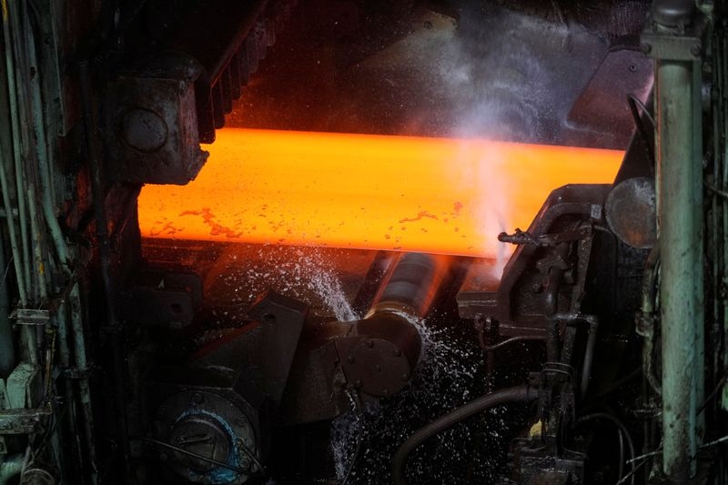 Global steel sector lagging on green transition as coal-powered production rises, research shows